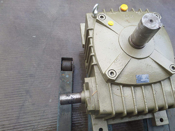 QSC、QY、QJ-L、QJ-T起重機專(zhuān)用減速機